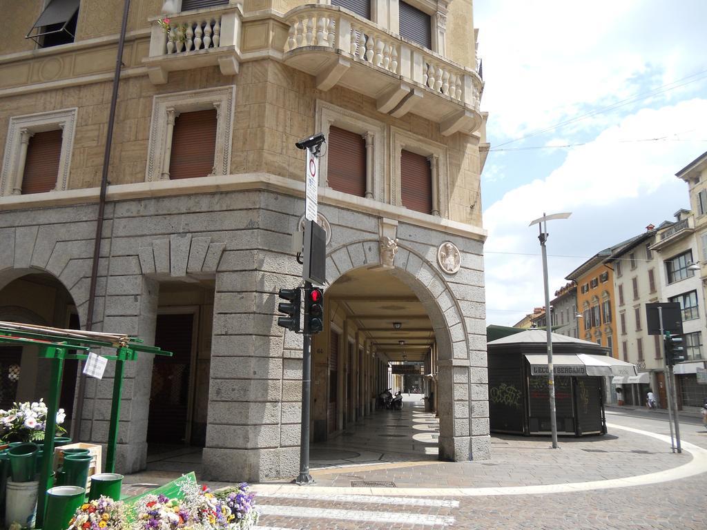 Apartment Bergamo Centro Storico Kamer foto