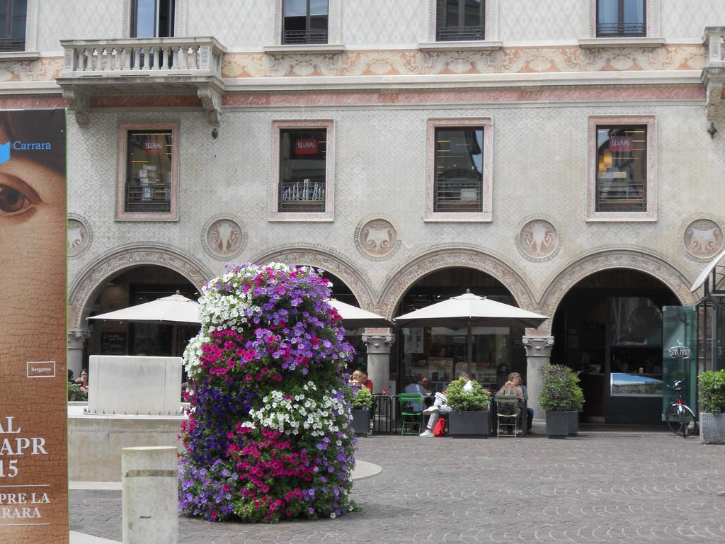 Apartment Bergamo Centro Storico Buitenkant foto